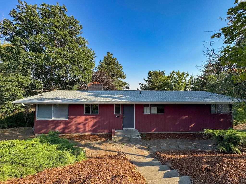 1645 Ne Lower Drive, Pullman
