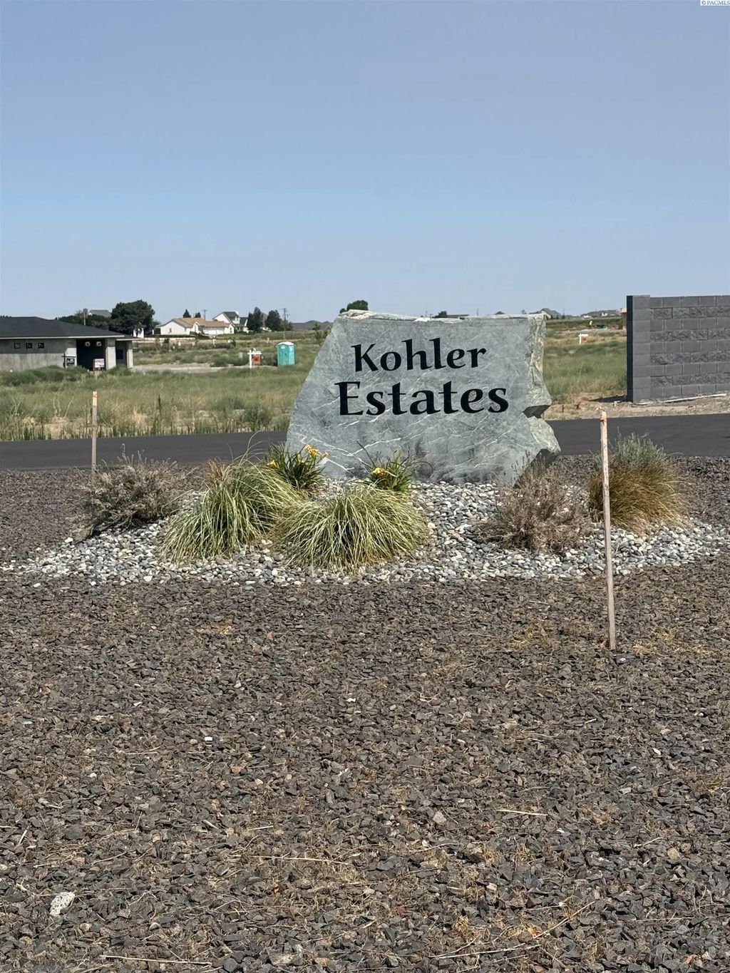 8301 Axil Lane, Pasco