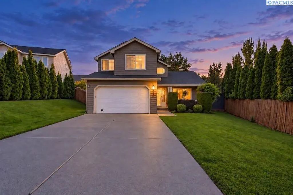 1155 Viewmont Court, Richland
