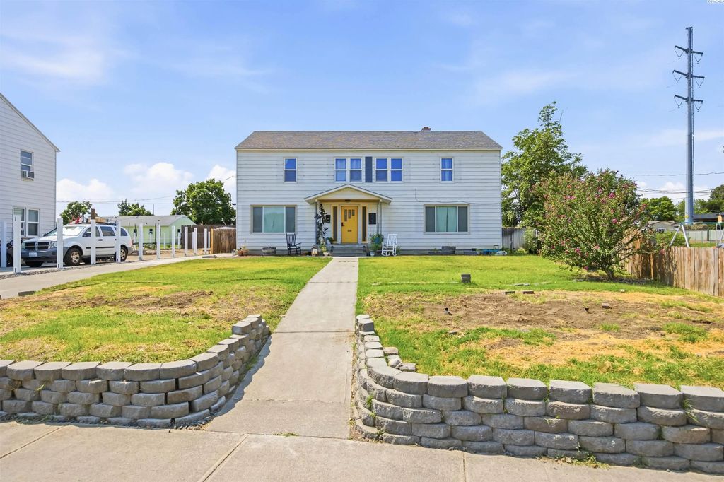 928 Mcpherson, Richland