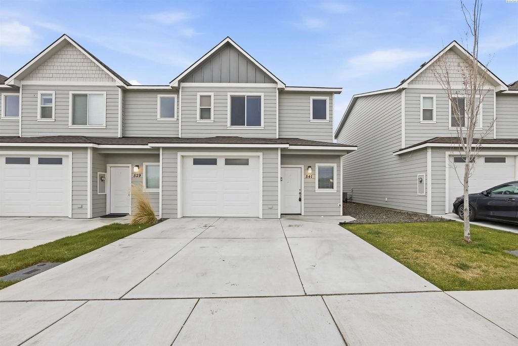 541 S Quillan Place, Kennewick