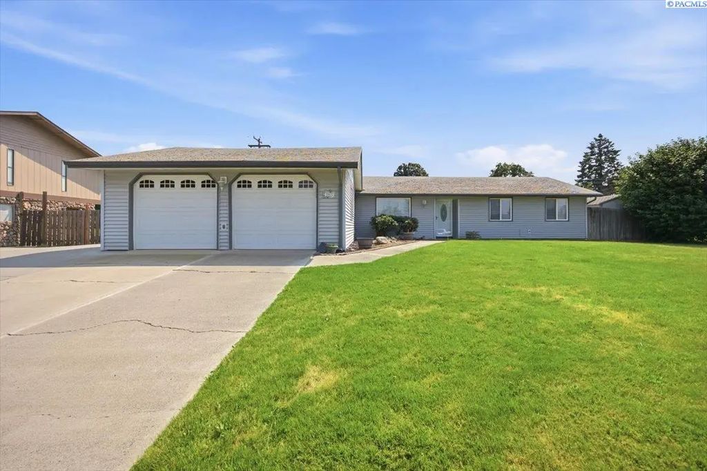 5915 W Victoria Ave, Kennewick