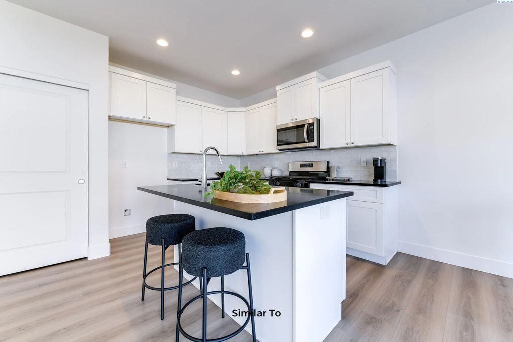 7539 Grapevine Ct, West Richland