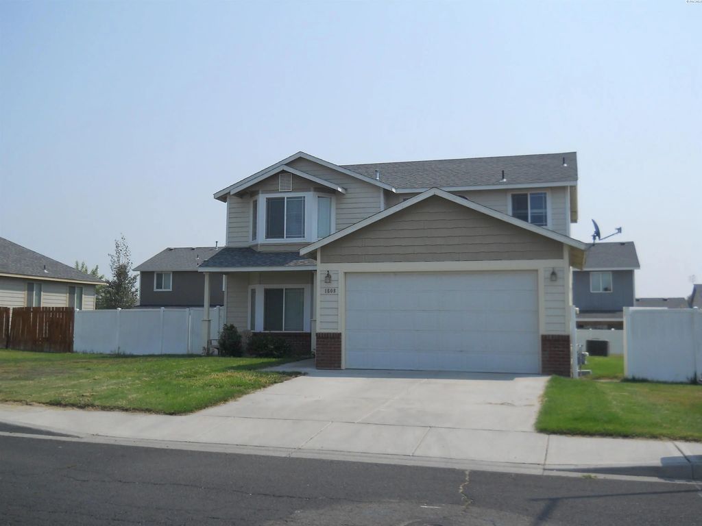 1608 Bountiful Avenue, Sunnyside