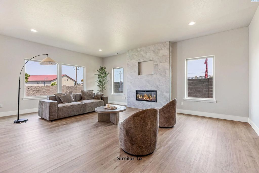 7505 Grapevine Ct, West Richland