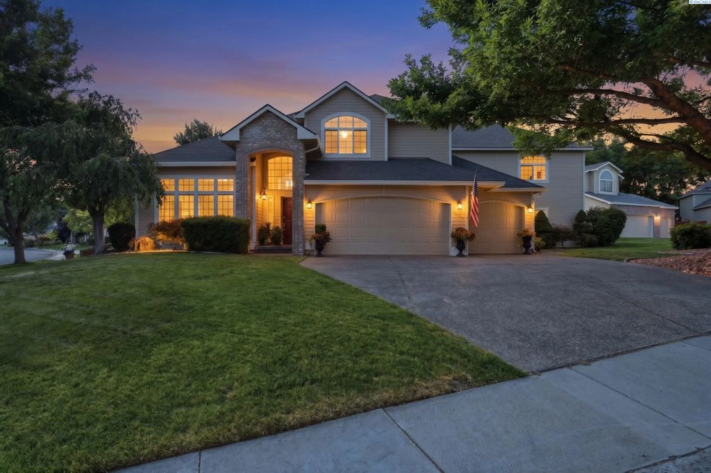 1610 Sunterra Ct, Richland