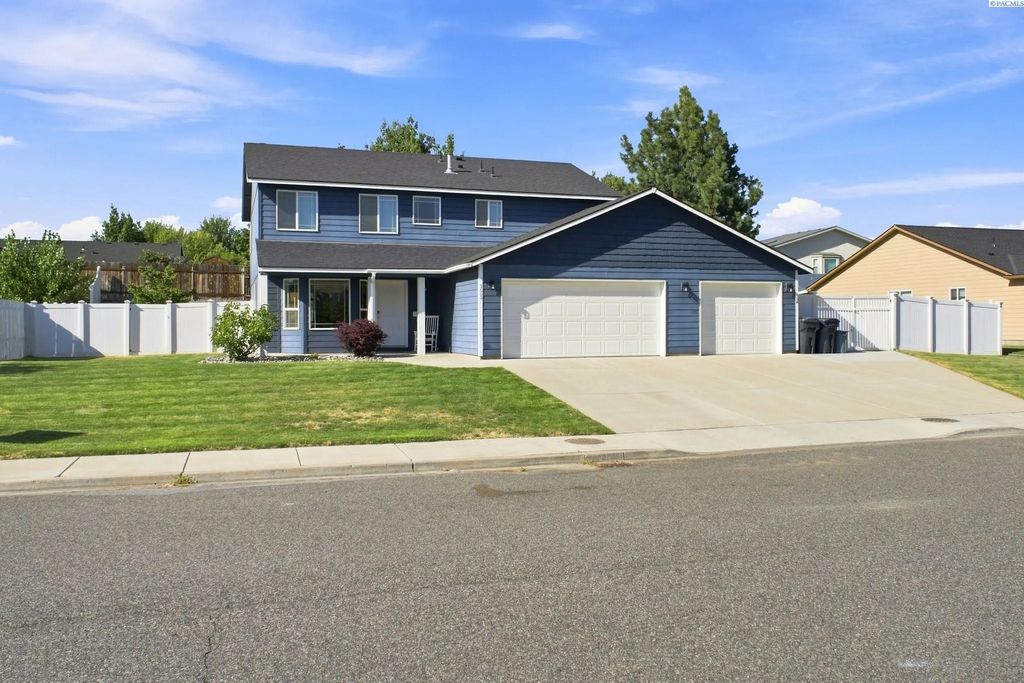 5600 Monica Court, West Richland