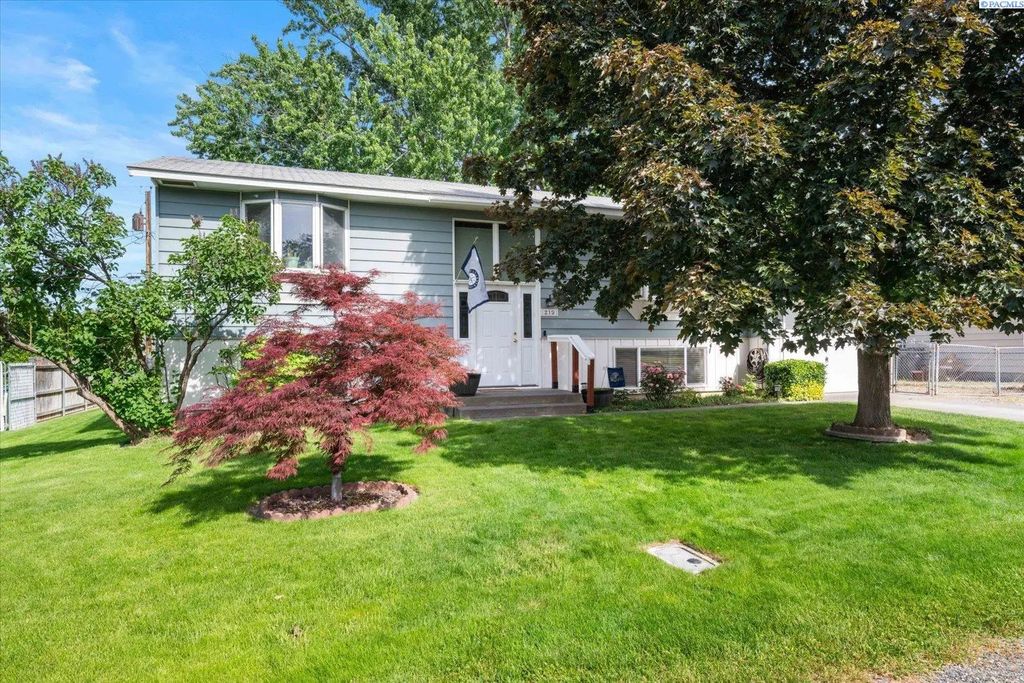 219 S Olson St, Kennewick