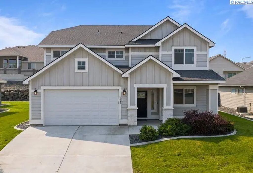 6947 W 33rd Place, Kennewick