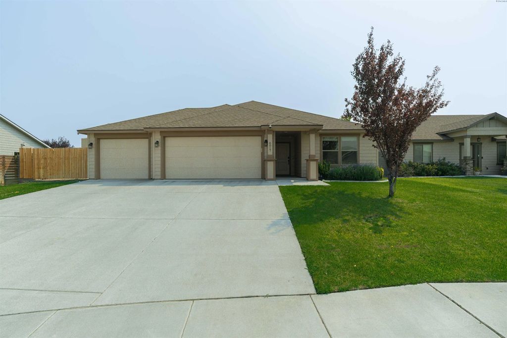 6017 Cotswold, Pasco