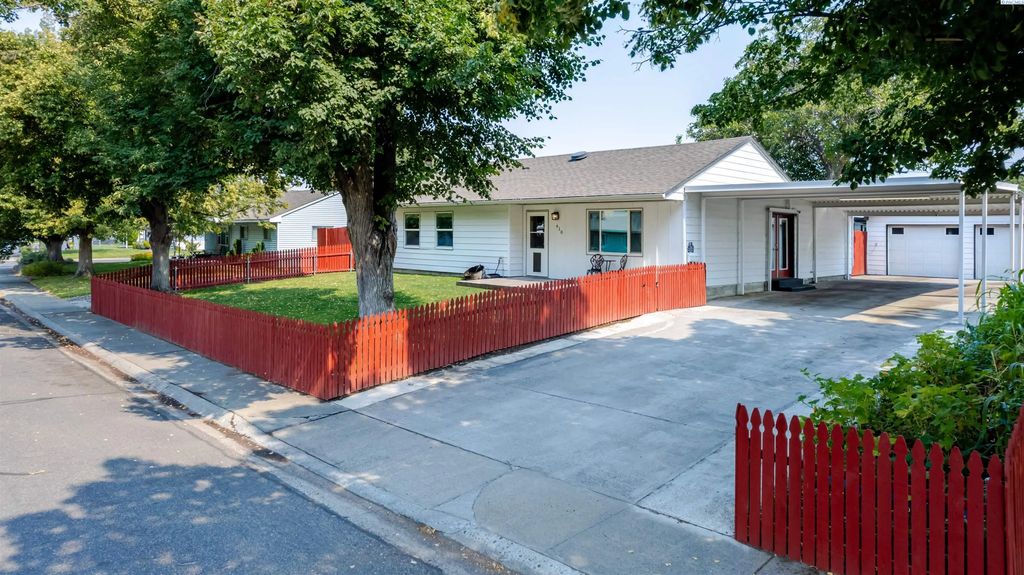 410 Basswood Drive, Richland