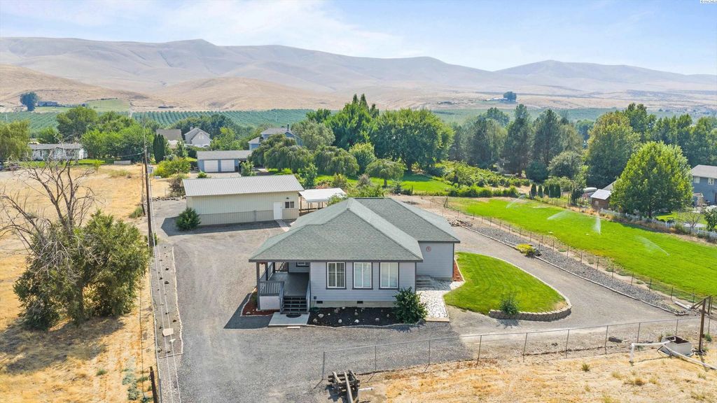 173403 W Byron Rd., Prosser