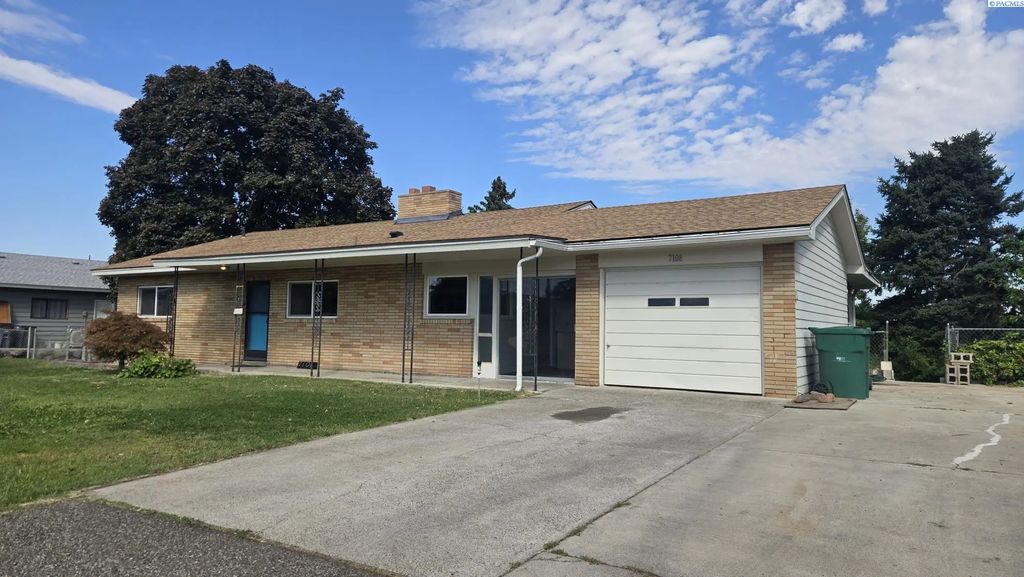 7108 W Willamette Ave, Kennewick
