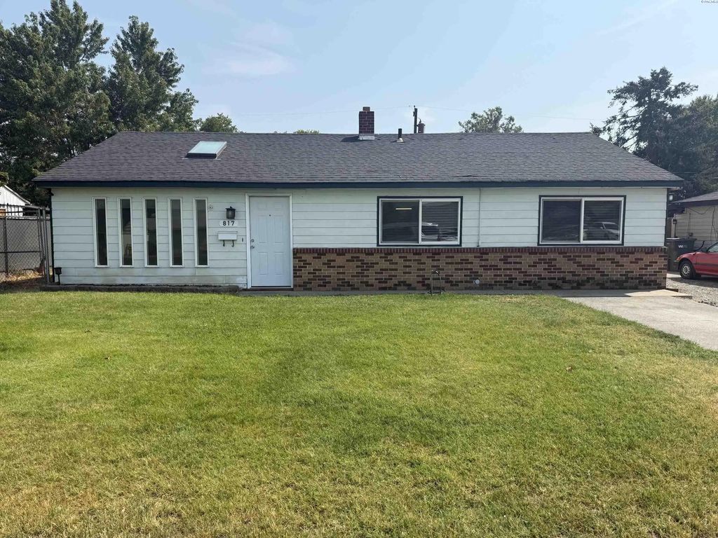 817 S Garfield St., Kennewick