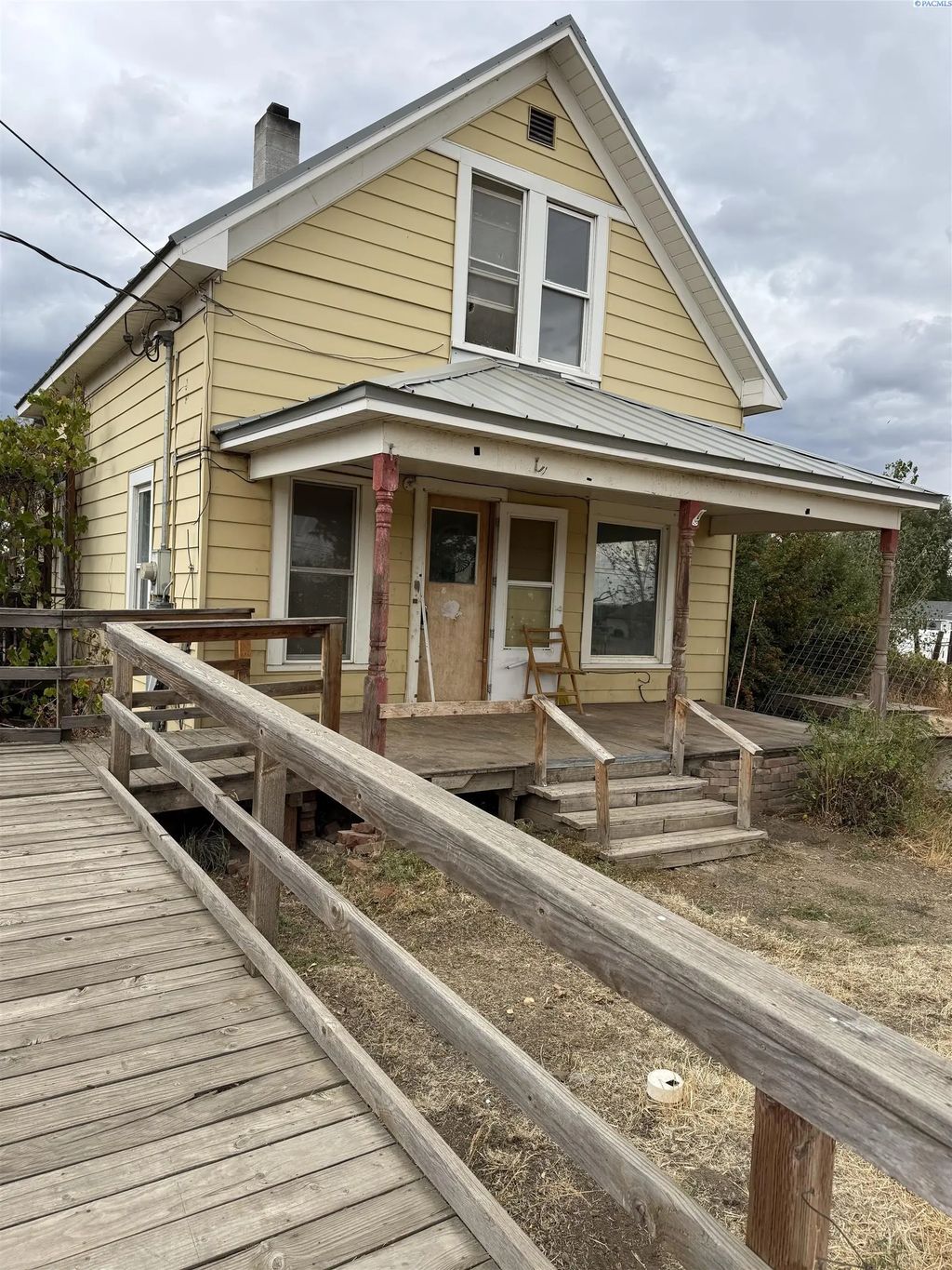 140312 W North River Road, Prosser