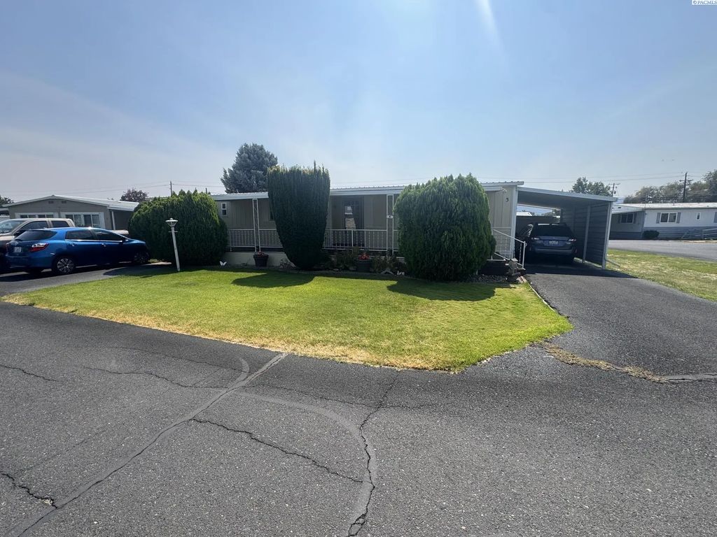 55 W Washington Ave 3, Yakima