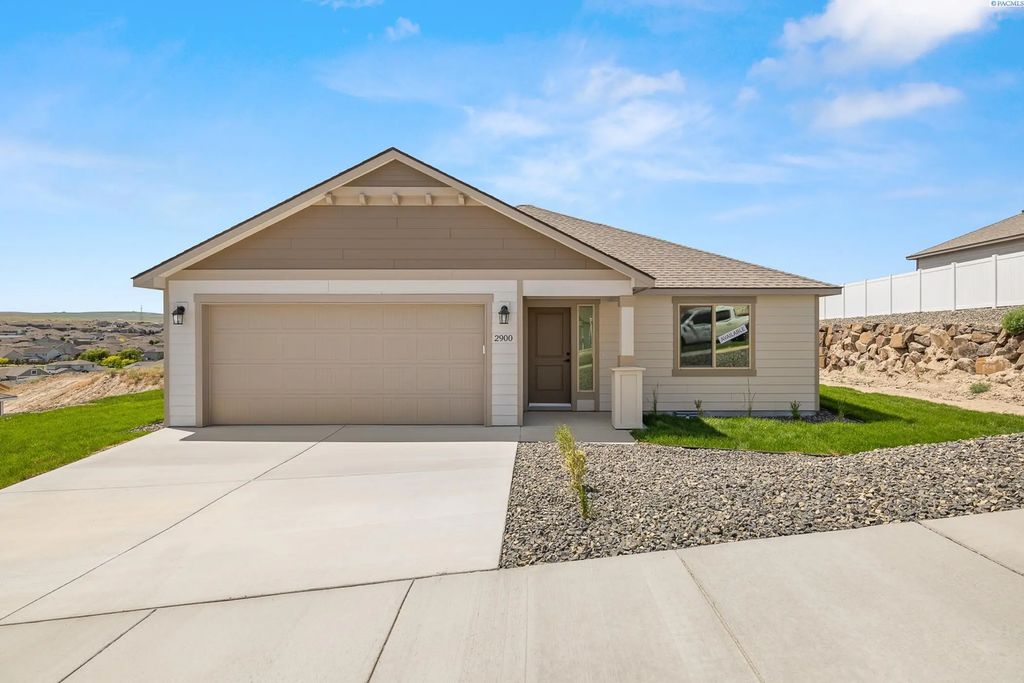 2900 S Penn St, Kennewick