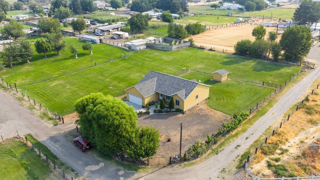16711 S 1996 Prse, Kennewick