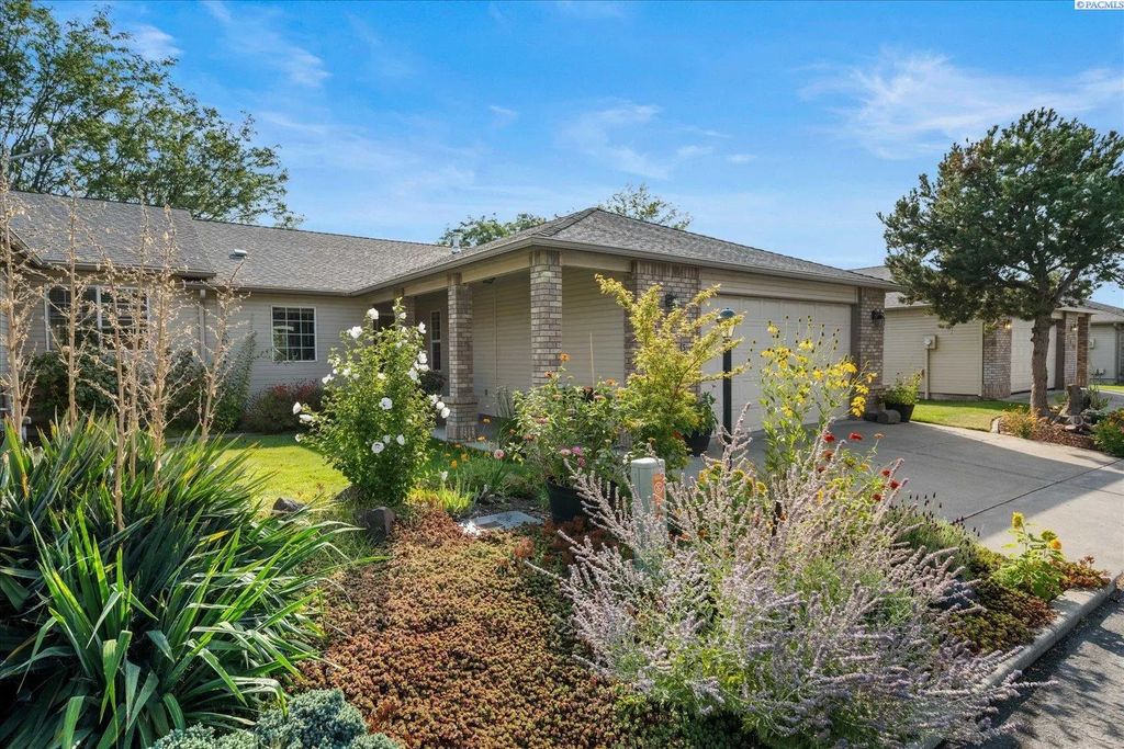 105 Innisbrook Ln, Pasco