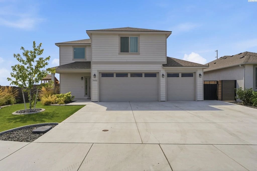7602 Massey Dr, Pasco