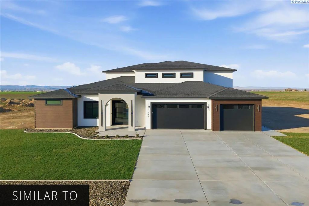 2501 Falconcrest Loop, Richland