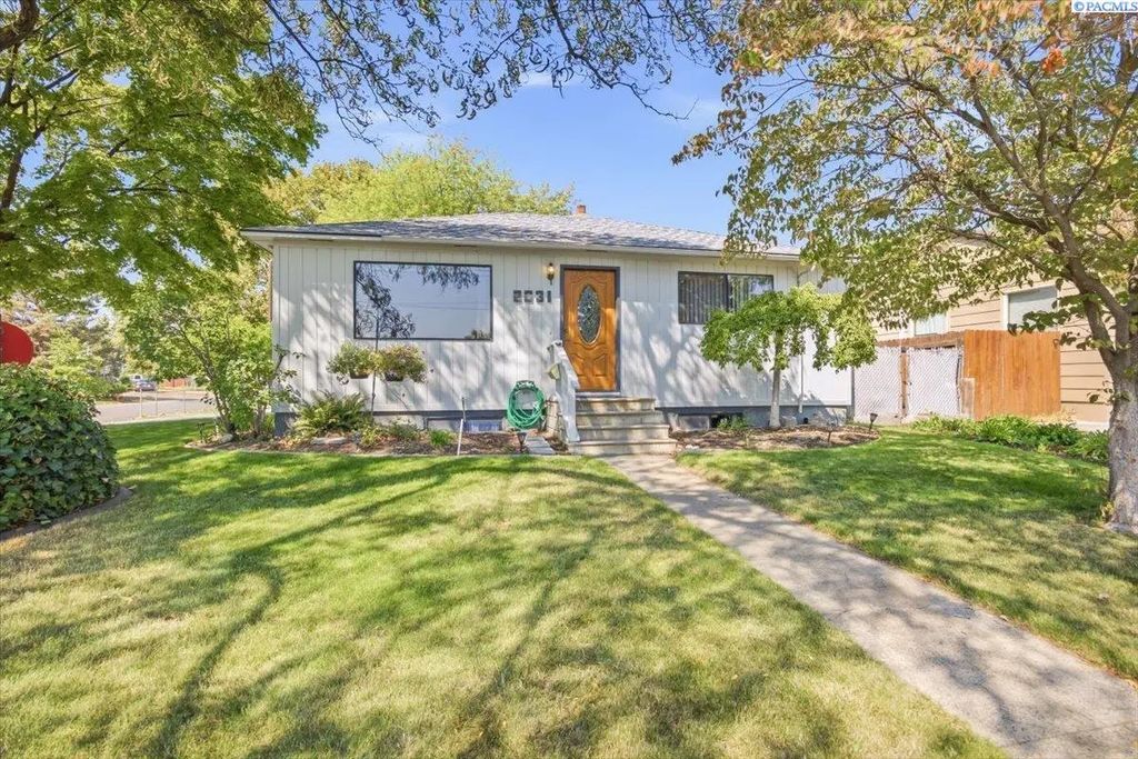 2031 Rainier Ave, Richland