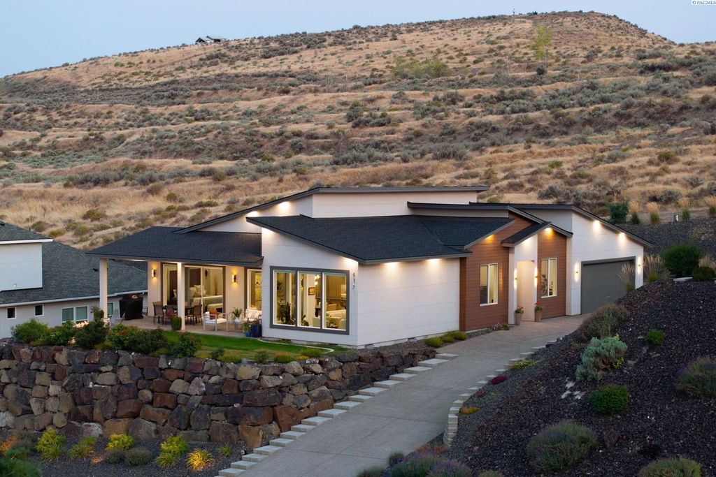 417 Heritage Hills Dr, Richland