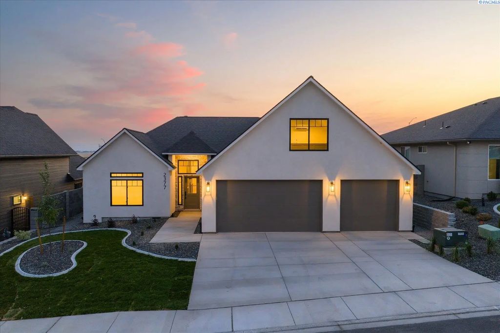 2377 Waterhill, Richland