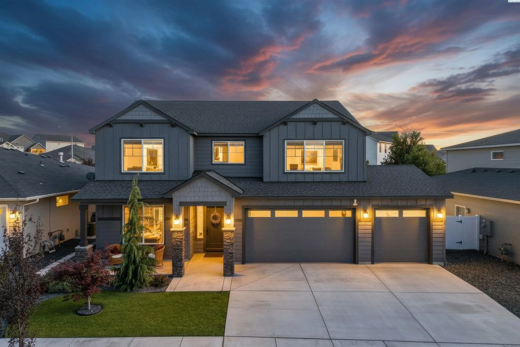 4689 White Drive, Richland