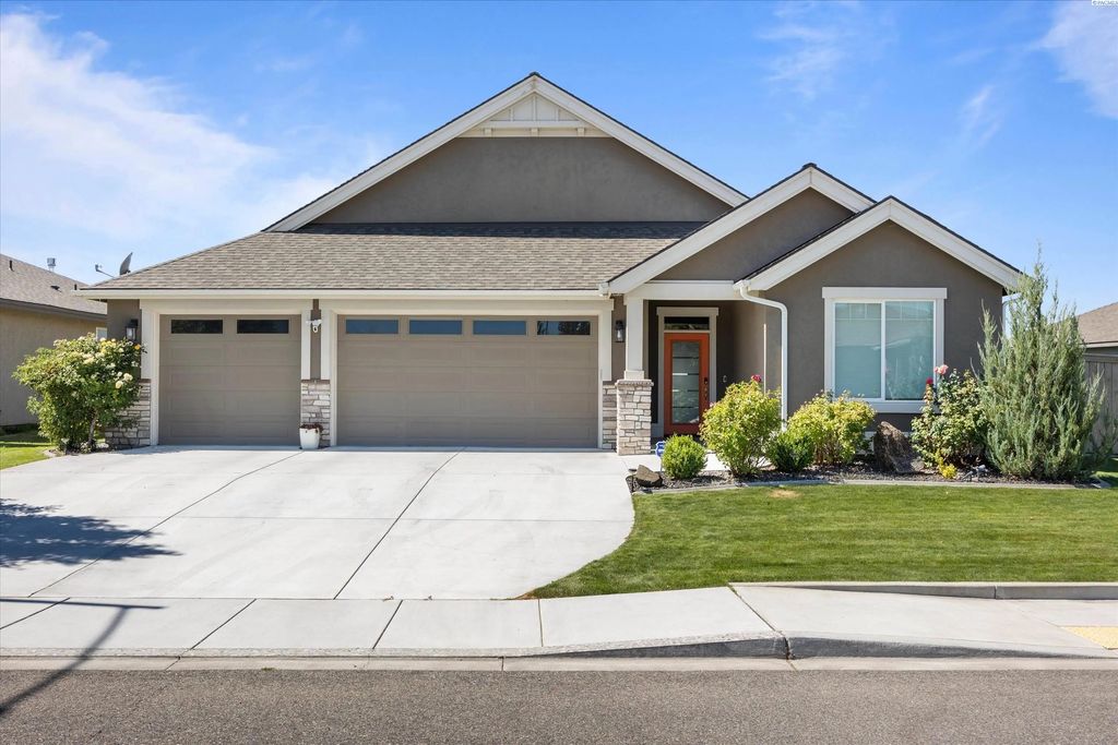 3336 Village Pkwy, Richland