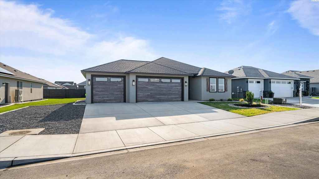 6509 Rd 90, Pasco