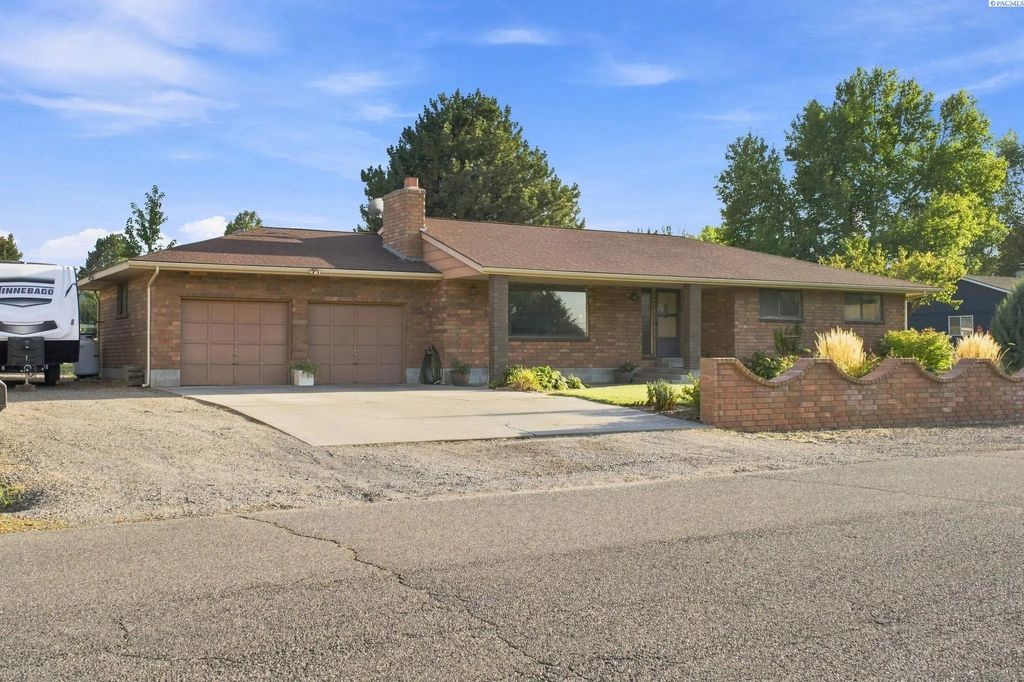 4605 W 12th Avenue, Kennewick