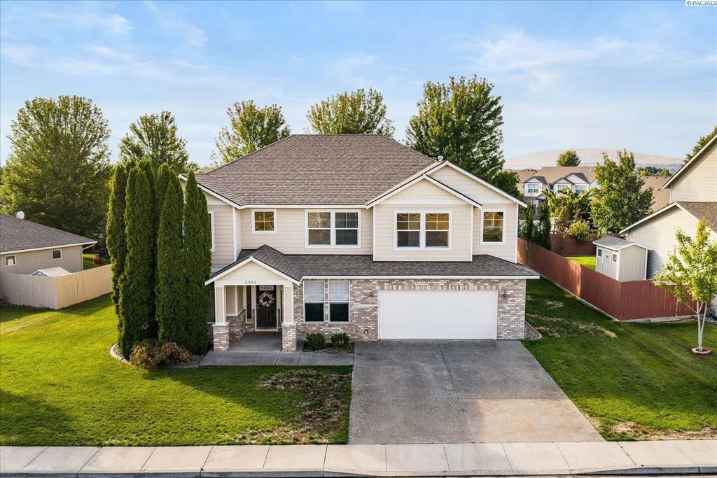 2989 Redrock Ridge Loop, Richland