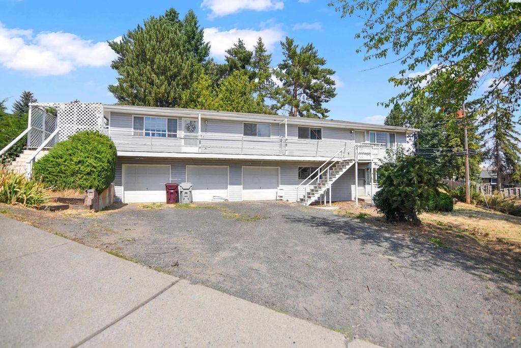 1430 Nw Deane St., Pullman