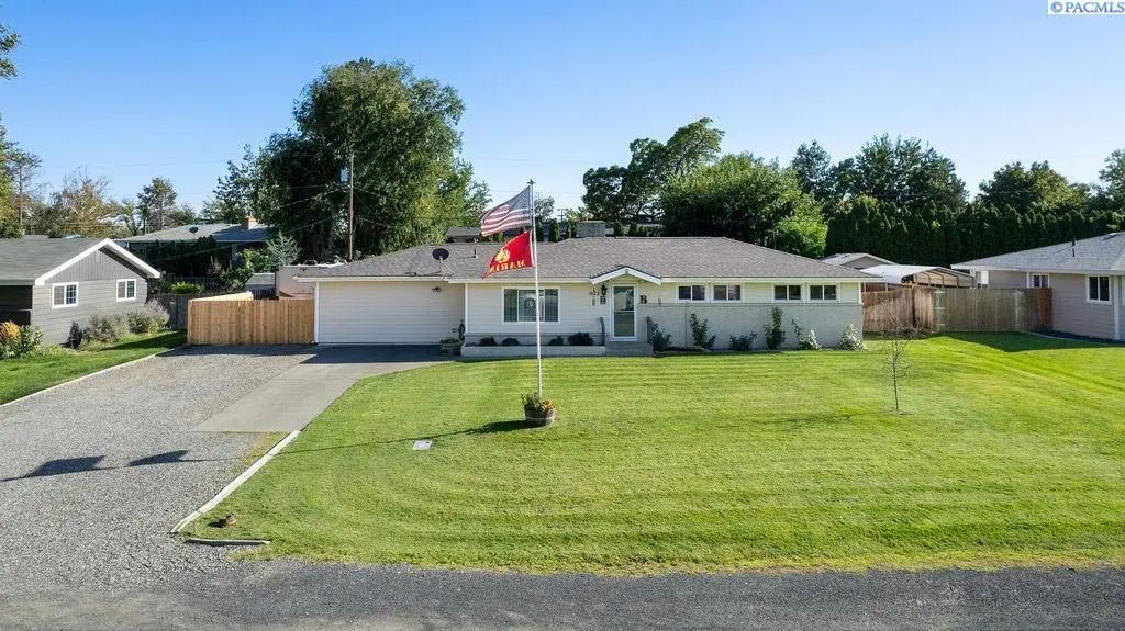 7023 W Victoria Ave, Kennewick