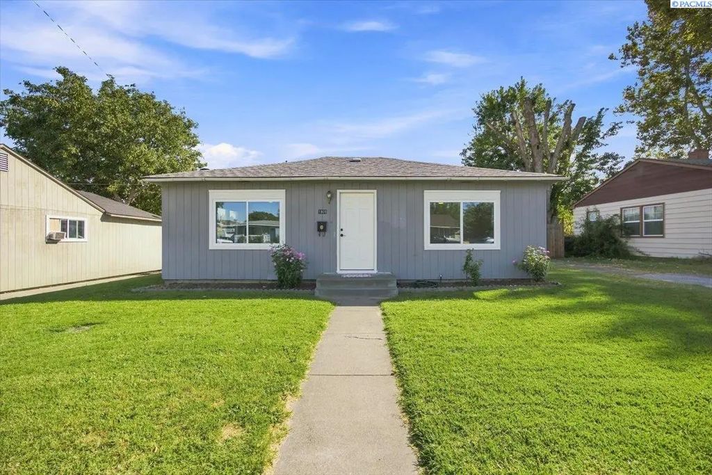 1909 W 3rd Ave, Kennewick