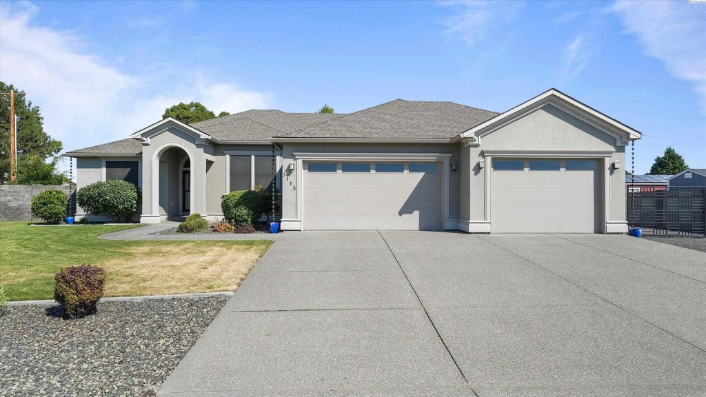 7115 Maxim Ct, Pasco