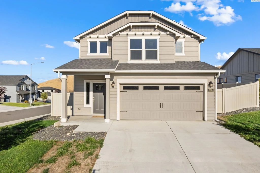 200 Rio Bravo St, Prosser