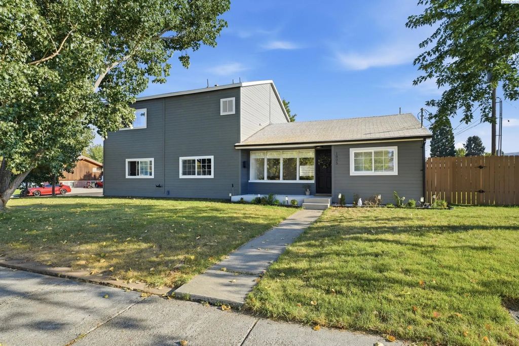 1805 Longfitt St, Richland
