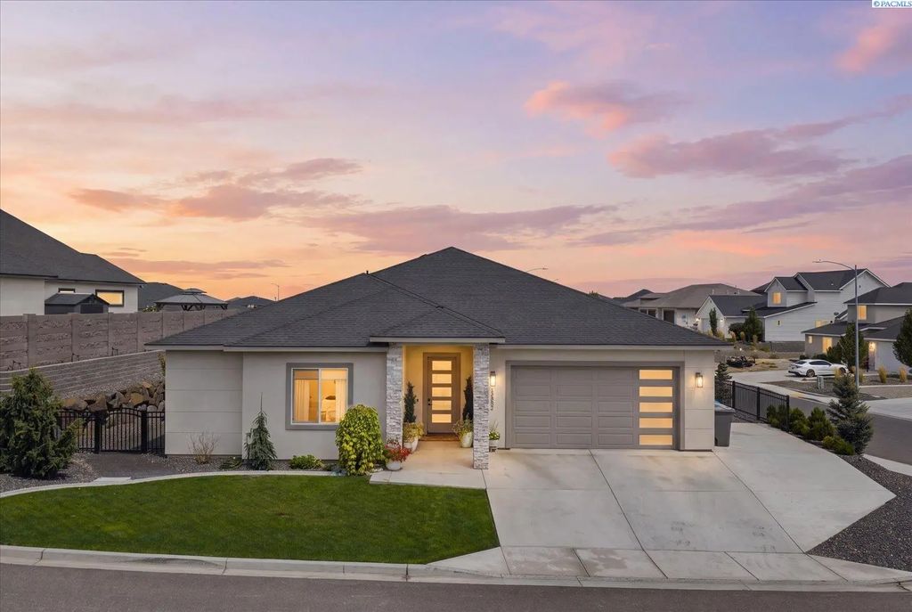 1882 Somers Lane, Richland