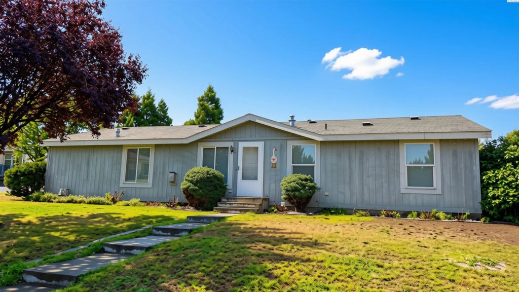 6400 Ridgeway Dr, Yakima