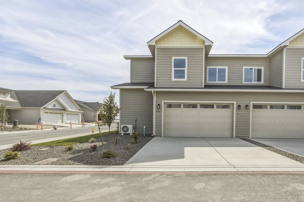 4401 Conifer St., West Richland