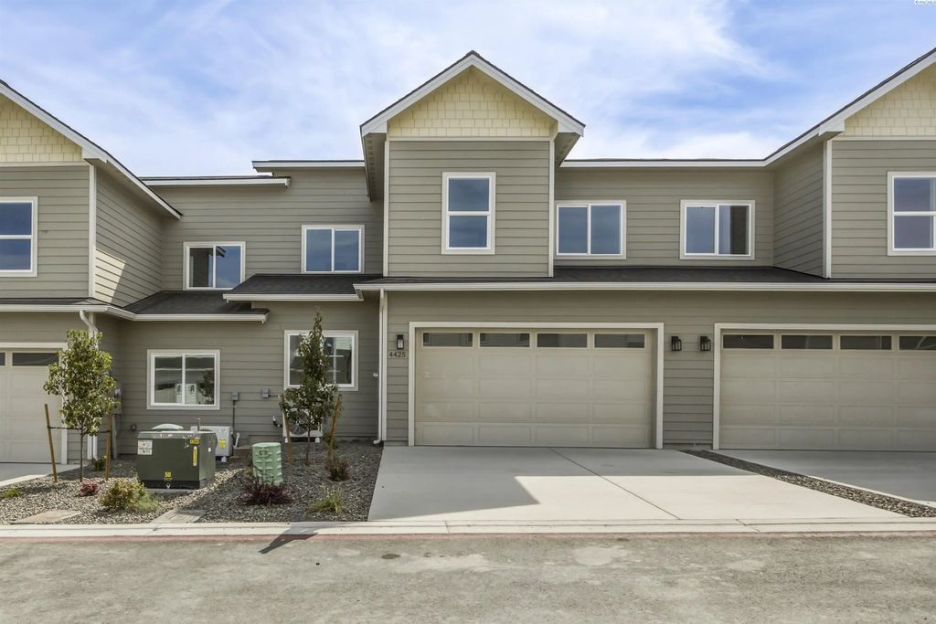 4425 Conifer St, West Richland