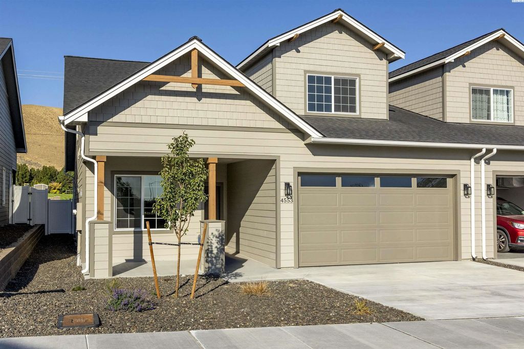 4553 Grove Ct., West Richland