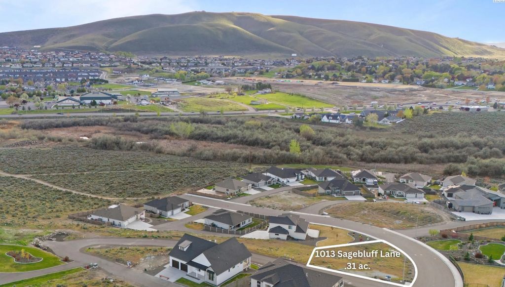 1013 Sagebluff Lane, Richland