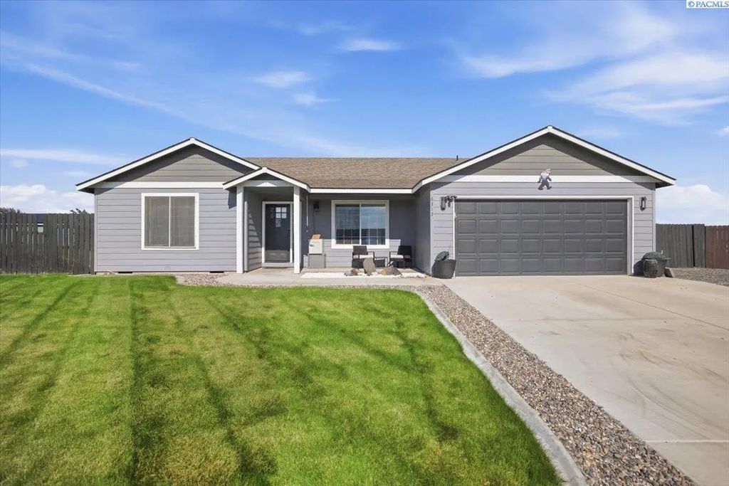 6312 Bulldog Ln, Pasco