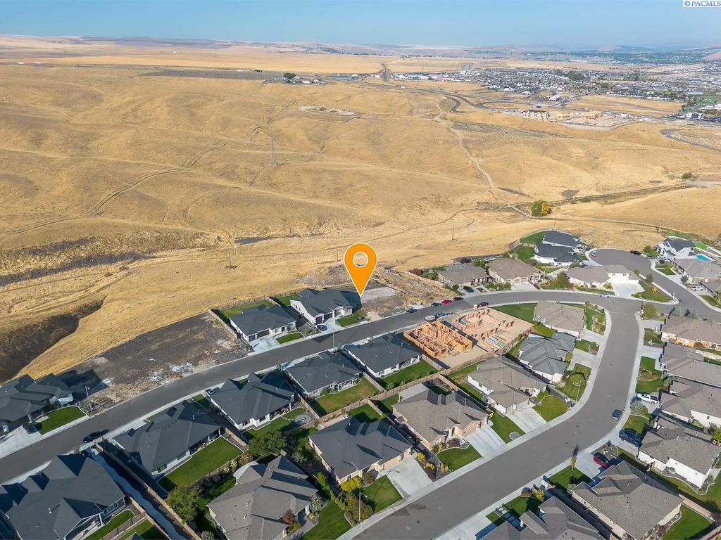 4824 S Reed Street, Kennewick