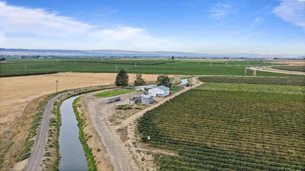 46608 N Gap Rd, Prosser