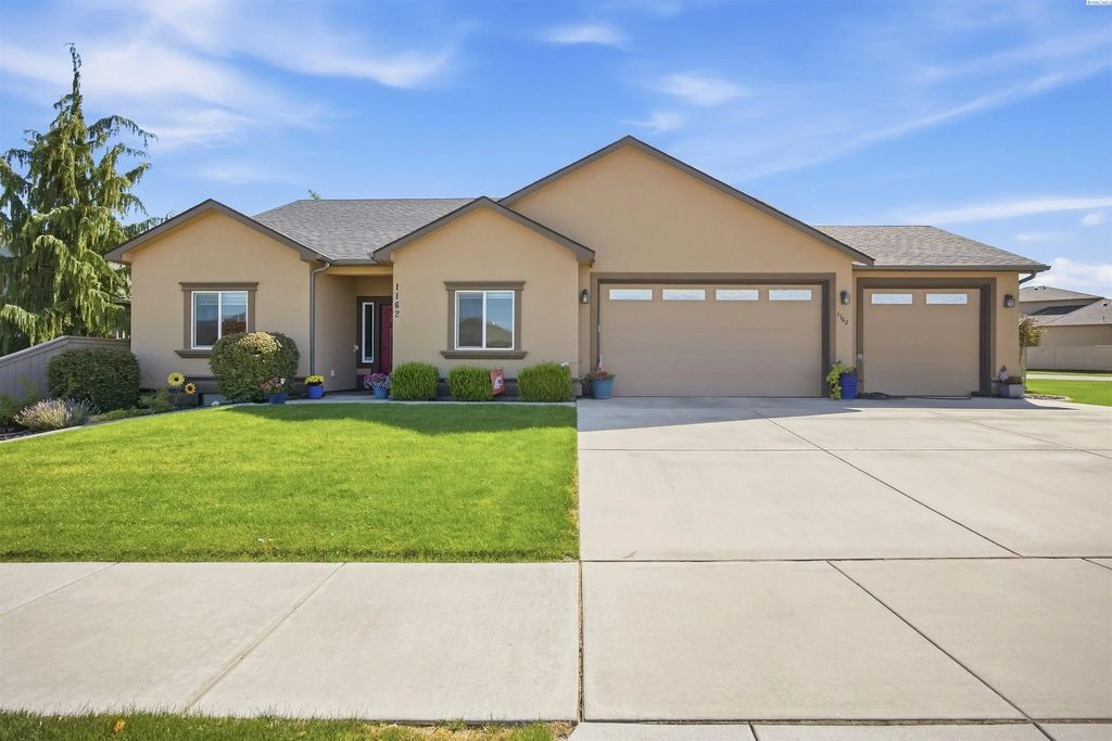 1162 N Oklahoma Pl., Kennewick