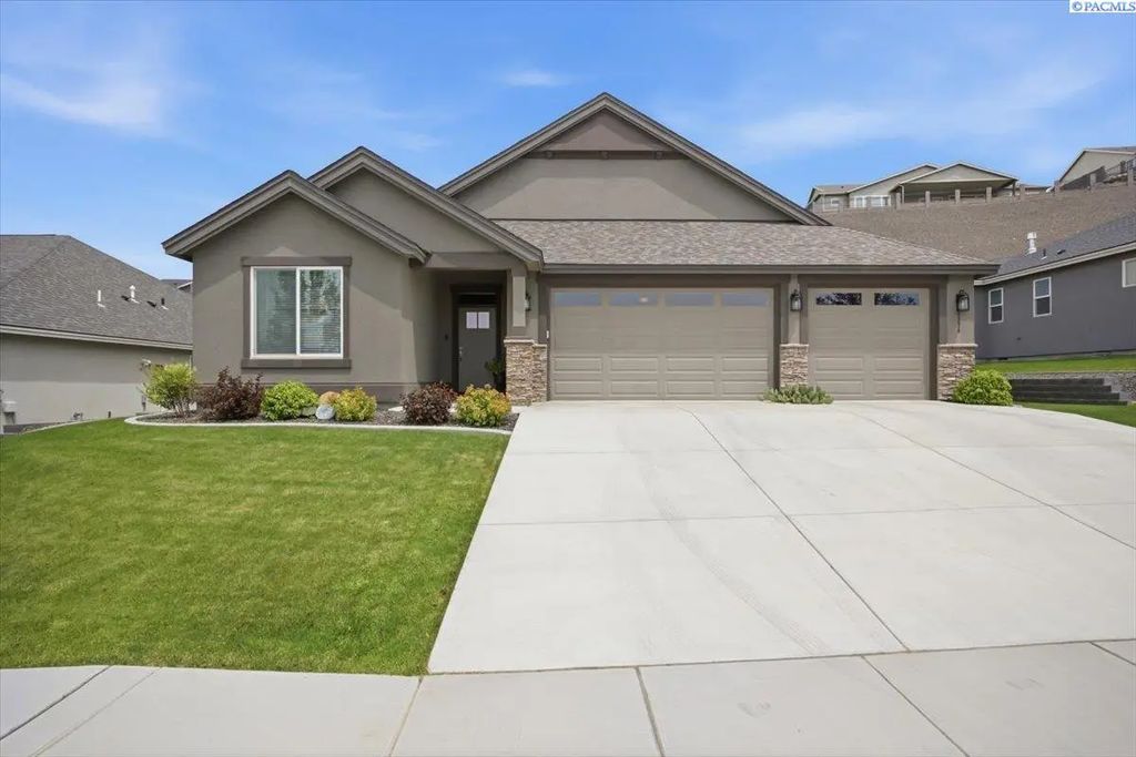 2274 Legacy Lane, Richland